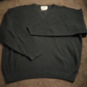 Eddie Bauer SZ Large gray knit top